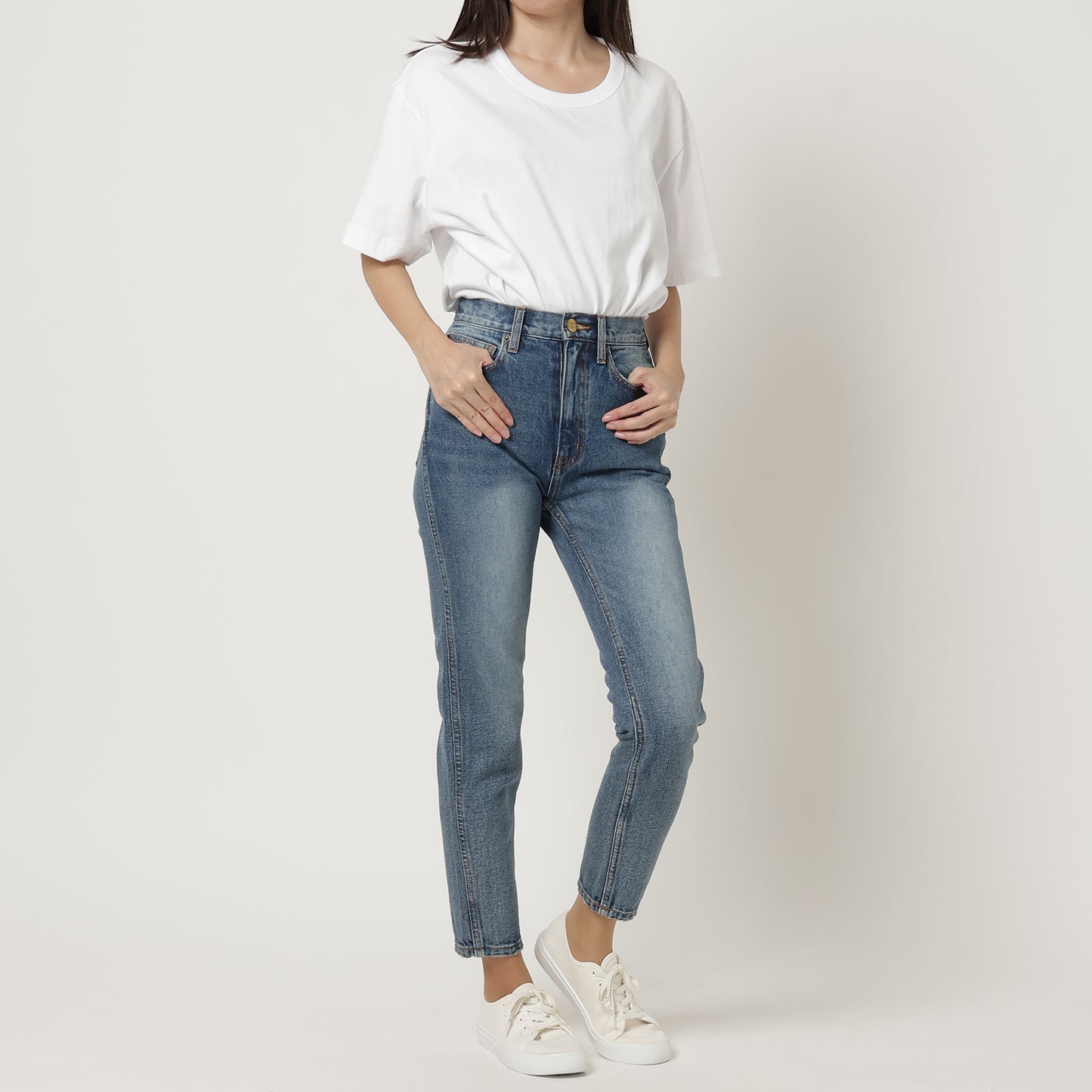 Tapered Denim for Women (61504-2)