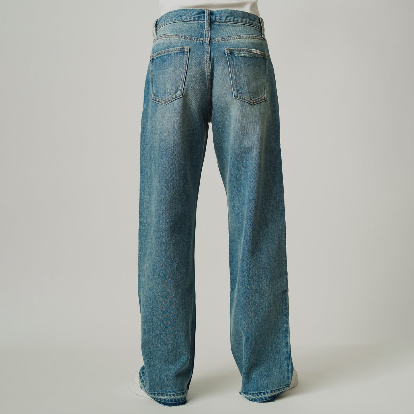 Mid-rise Boyfriend Crashed Denim (60987)